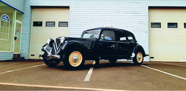 restaurateur de voitures anciennes à La Chaize‑le‑Vicomte près de La Roche-sur-Yon 85