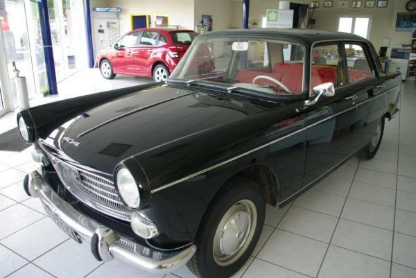 PEUGEOT 404
